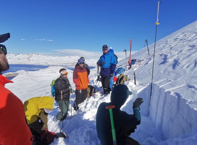 Experiencias de rando / randonnée en la Cordillera de los Andes. Ski touring trips in the Andes Mountains.