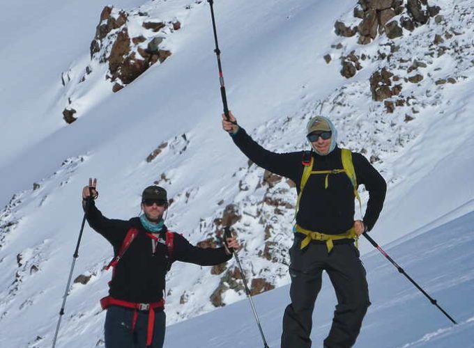 Experiencias de rando / randonnée en la Cordillera de los Andes. Ski touring trips in the Andes Mountains.