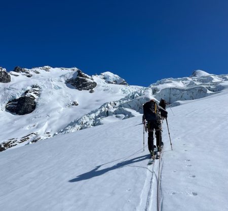 Experiencias de rando / randonnée en la Cordillera de los Andes. Ski touring trips in the Andes Mountains.